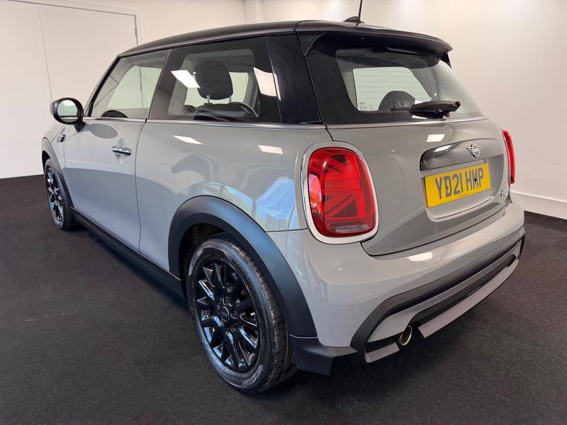 MINI Hatch Photo 64a85d9a-720b-4bc0-a79a-a78020dfb29f.jpg