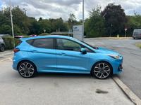 Ford Fiesta Photo 8