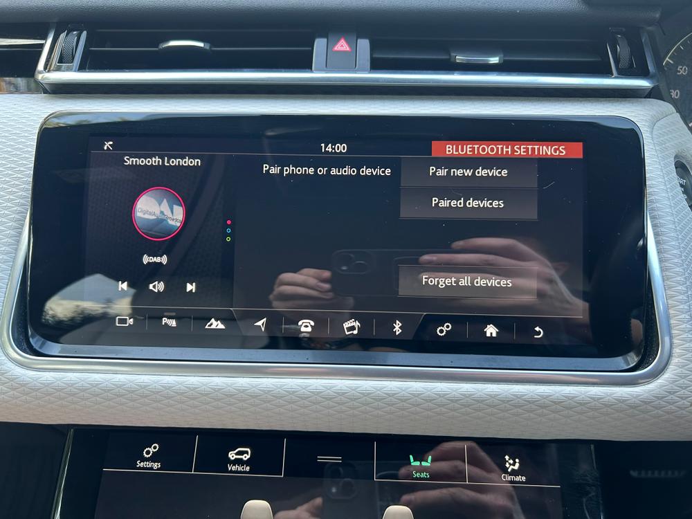 Used Land Rover Range Rover Velar SY70JUV 36