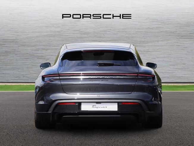 PORSCHE Taycan Photo 4