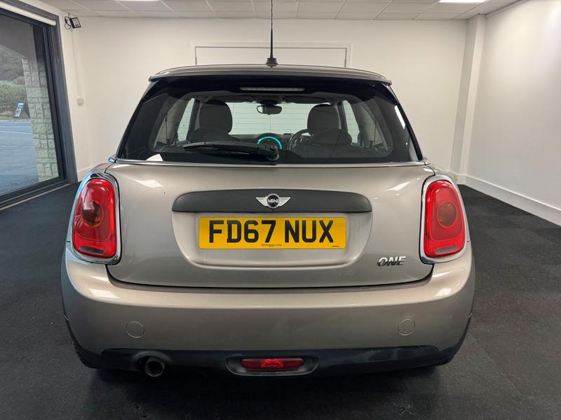 MINI Hatch Photo 64d31898-60da-4cf7-b9c5-98f3fcf3fdac.jpg