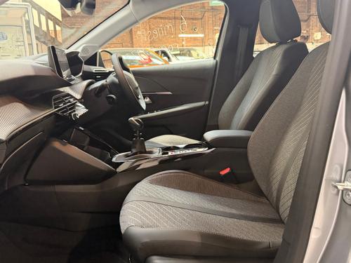 Peugeot 208 Photo 64e63869-c310-411c-9334-0ba0a5d35270.jpeg