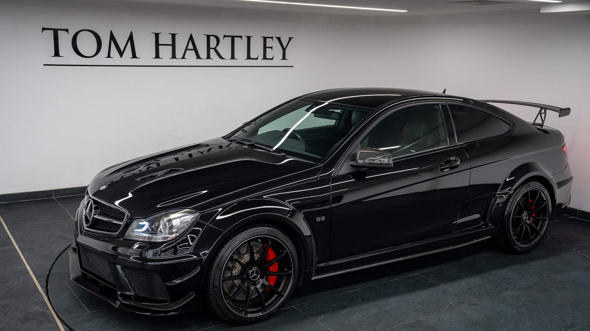Mercedes-Benz C63 AMG Photo 64e7976c-ae4d-41c9-9adb-4cebf4b13aa7.jpg
