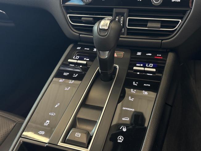 Porsche Macan Photo 11