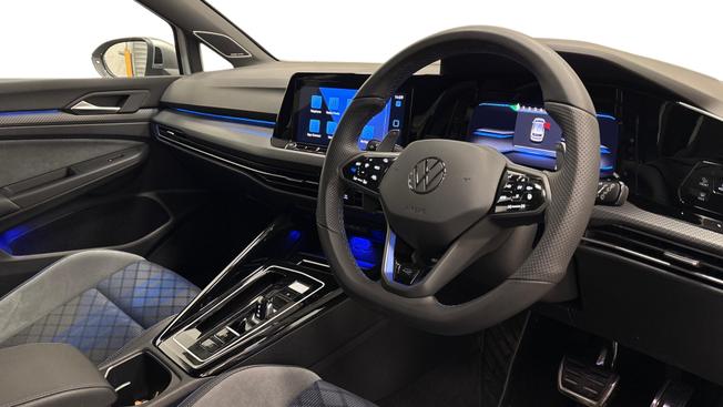VOLKSWAGEN Golf Photo 6