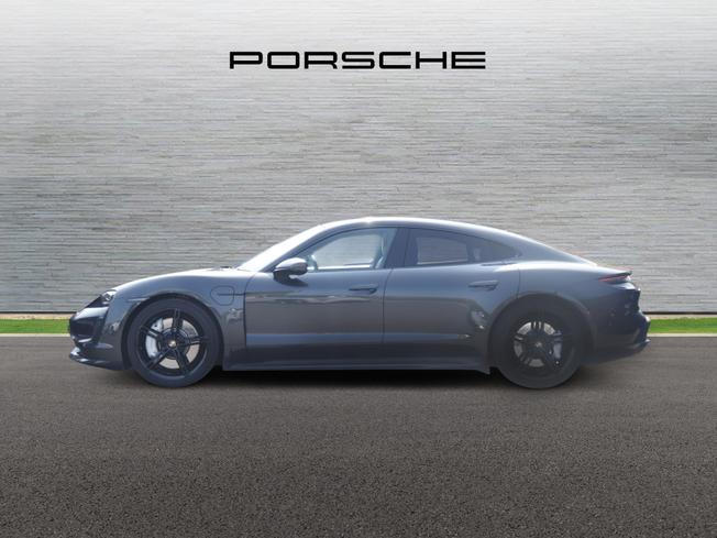 PORSCHE Taycan Photo 4