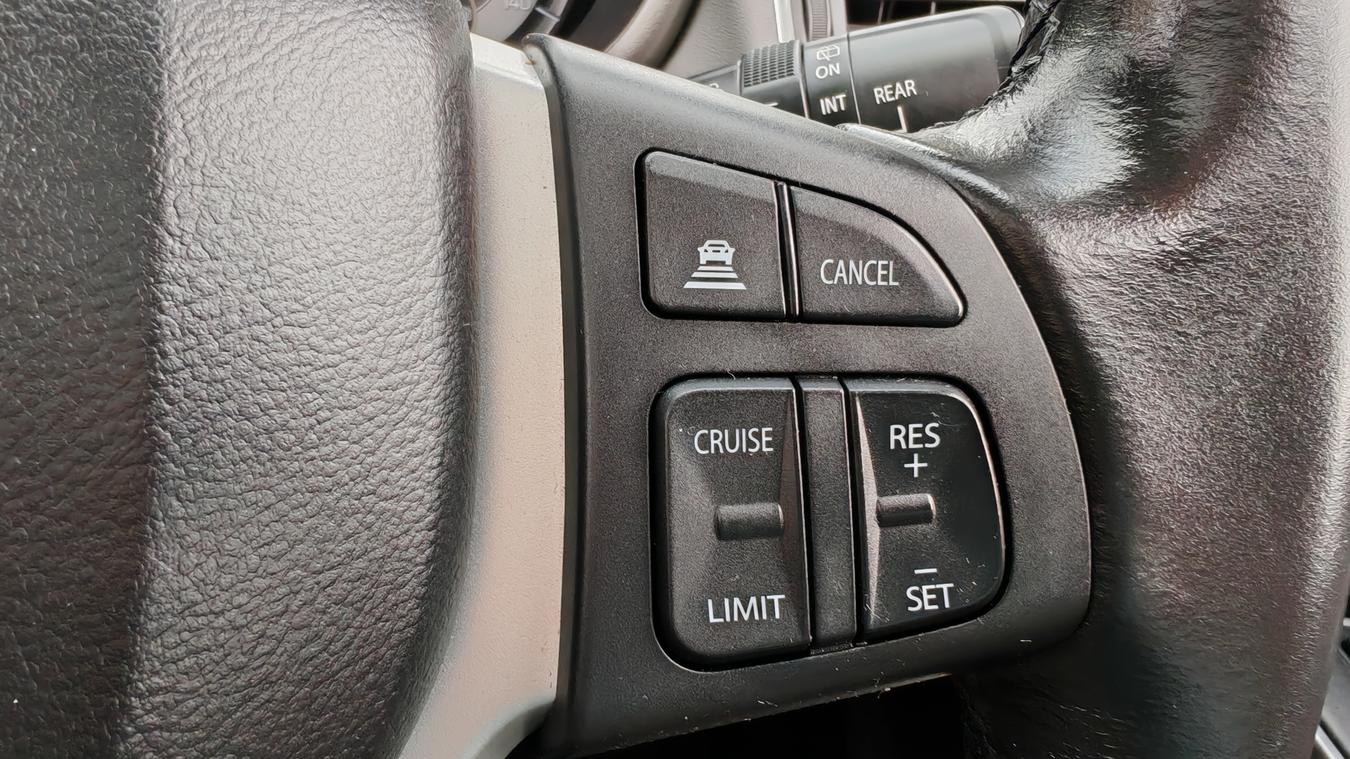 Used Suzuki S-Cross WN72HJG 33