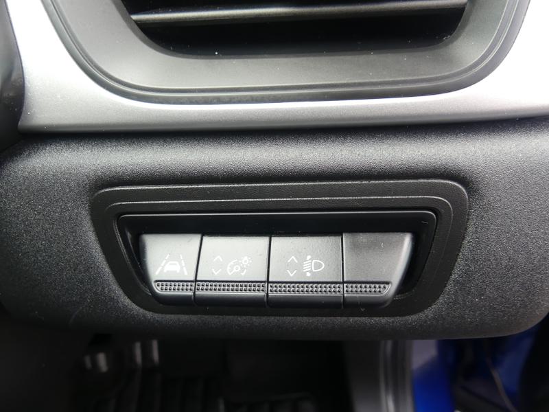 Renault Captur Photo 650855e2-2162-4107-9c5a-f212d6237b9d.jpg