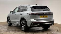 VOLKSWAGEN Tiguan Photo 3