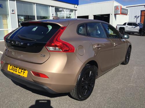 Volvo V40 Photo 652131f5-5ff7-4f42-bf7a-c0037ebe258a.JPG