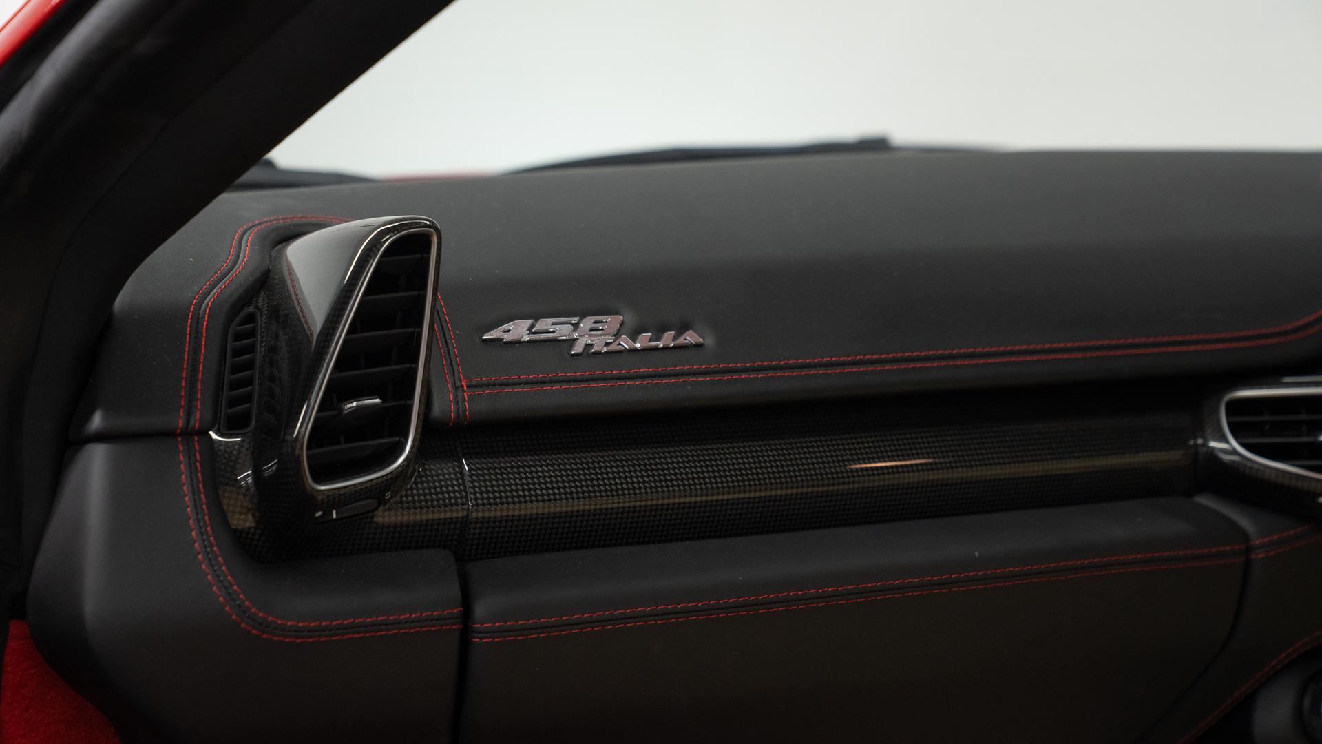 Ferrari 458 Photo 65216973-b158-461a-a2a8-9f89727c15ac.jpg