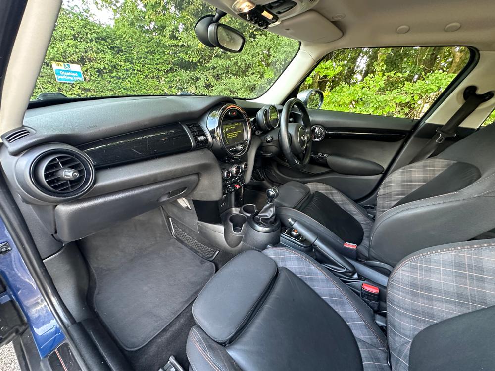 Used MINI Hatch LB67RFY 22