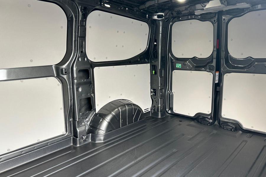 Ford TRANSIT CUSTOM Photo 654669d6-25a8-46cb-ac42-71697225a19d.jpg