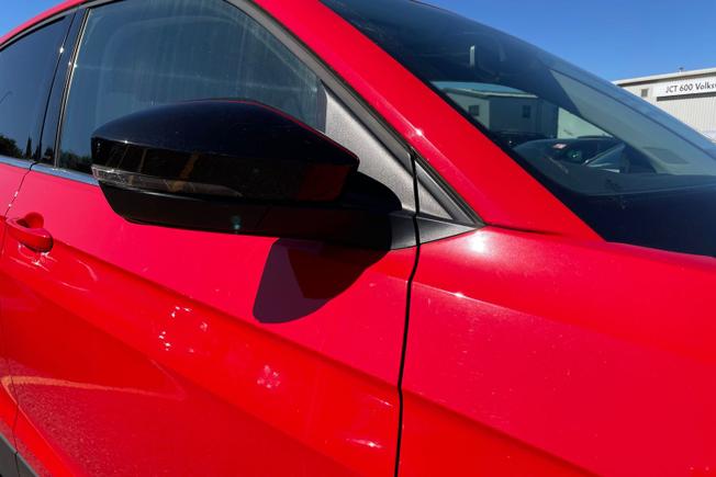 VOLKSWAGEN T-Cross Photo 20