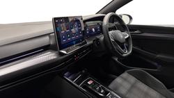 VOLKSWAGEN Golf Photo 2