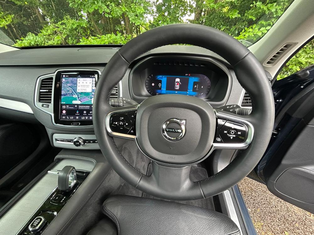 Used Volvo XC90 WF23TZM 32