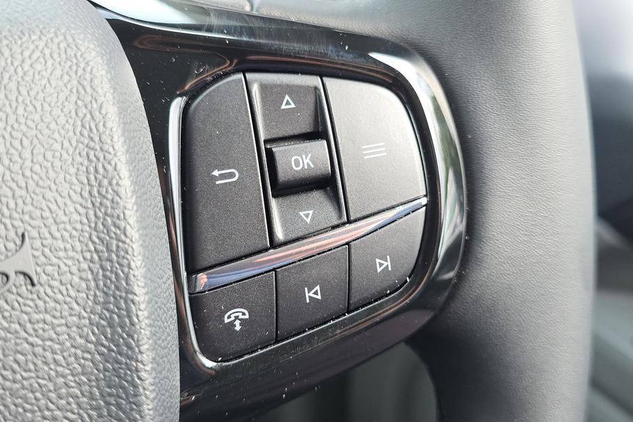 Used Ford TRANSIT CUSTOM WO26RZZ 35