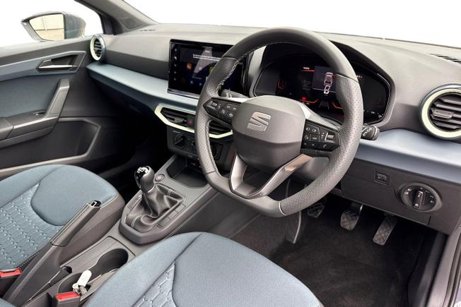 SEAT Ibiza Photo 6