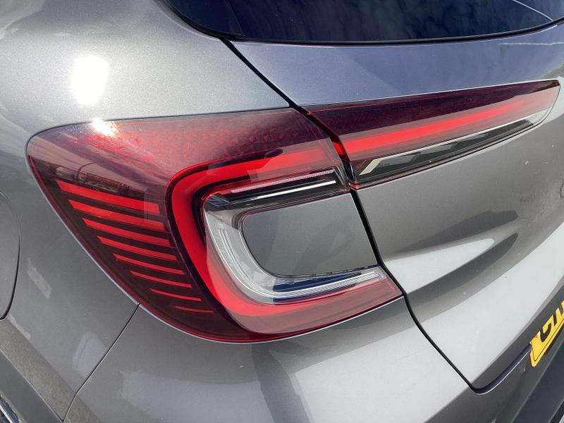 2022 22 RENAULT CAPTUR