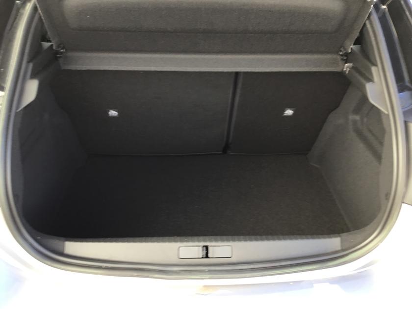 Vauxhall Corsa Photo 6577672b-dc47-49b3-b65b-15cf0ae63be0.jpg