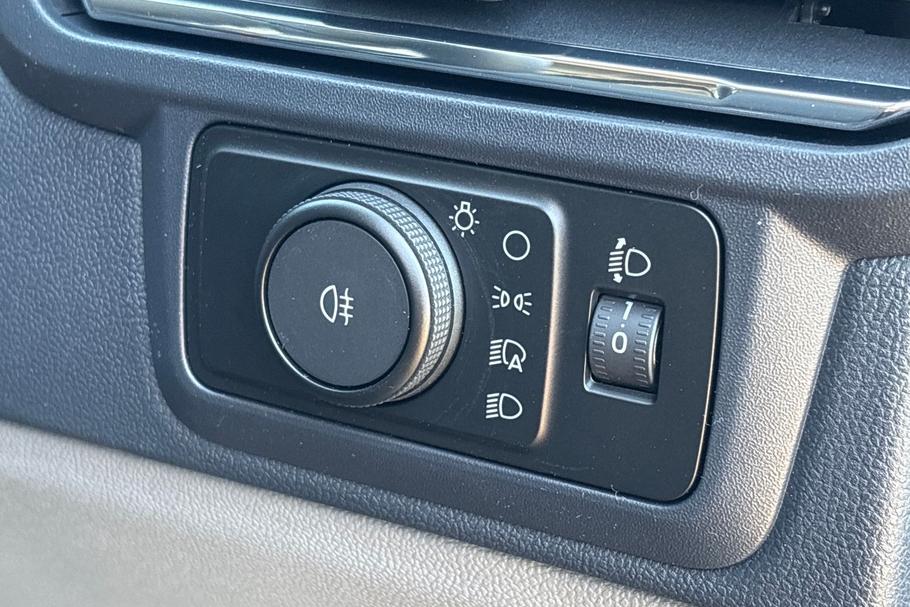 Used Ford E-TRANSIT CUSTOM CUSTOMBEV03 9