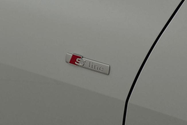 AUDI  A5 Photo 20