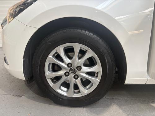 Mazda MAZDA2 Photo 65832b46-a218-4759-b765-f7c898f76fbb.JPG