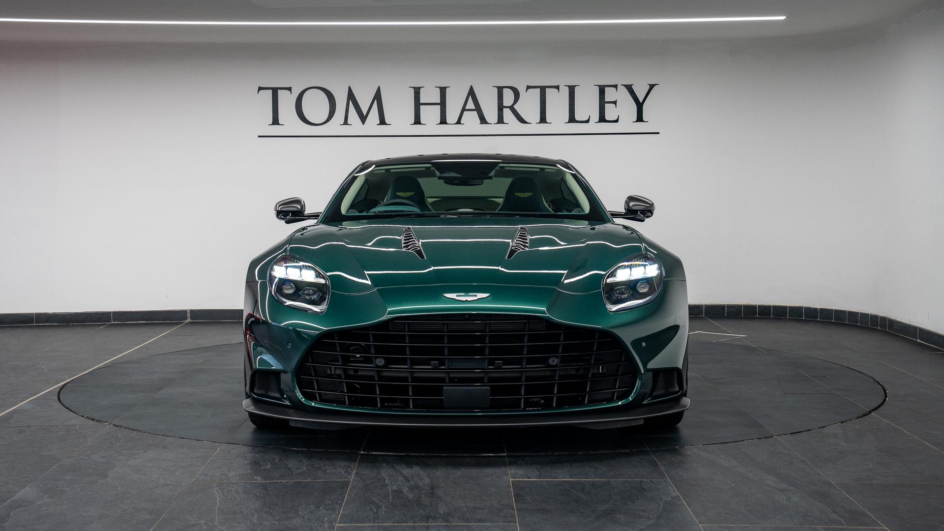 Aston Martin Vanquish Photo 658d1c40-cb12-4e95-910a-2eaf8a1c3601.jpg