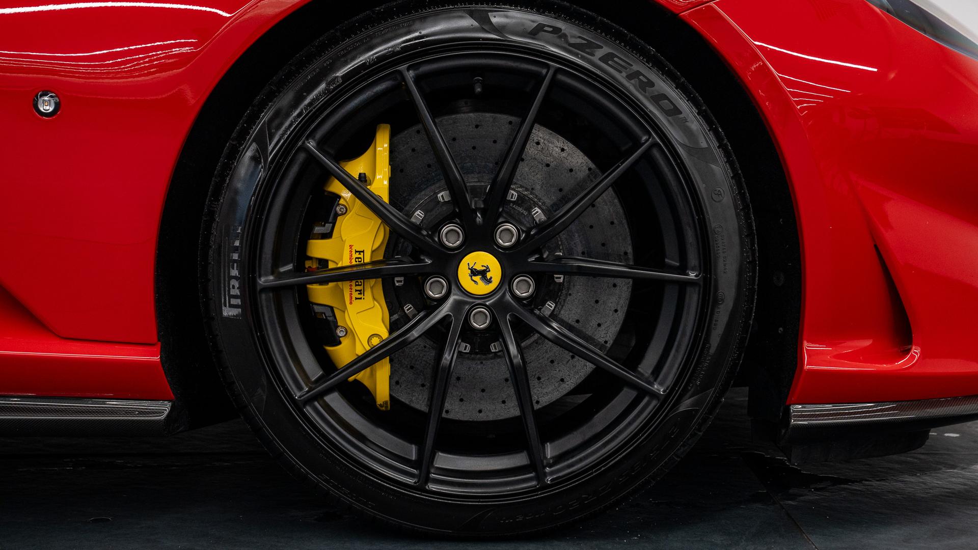 Ferrari 812 Superfast Photo 659a7773-60fa-4a8b-b49d-1b4a5532a3c7.jpg