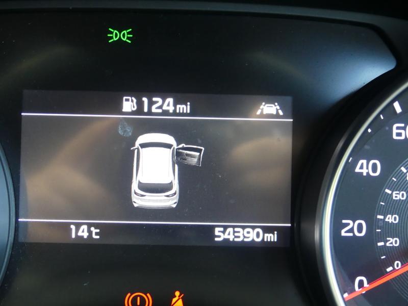 Kia Ceed Photo 65b03bab-3686-4b07-848c-0308ceb1a0cb.jpg