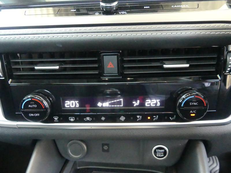 Nissan Qashqai Photo 65c17fc2-a4bb-4ba6-8f46-5f3e17217962.jpg