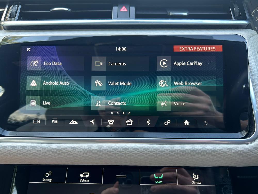 Used Land Rover Range Rover Velar SY70JUV 37