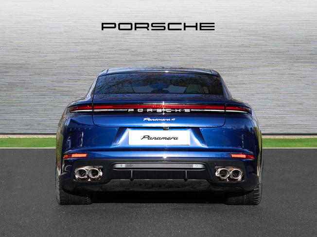 PORSCHE Panamera Photo 7
