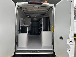 Ford Transit Photo 1