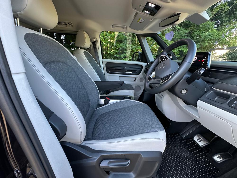 Used Volkswagen ID. Buzz DE25YPW 23