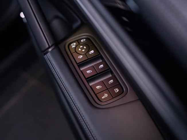 PORSCHE Cayenne Photo 6