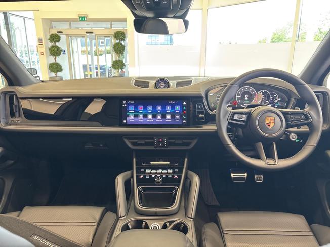 PORSCHE Cayenne Photo 27