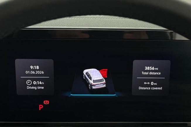 VOLKSWAGEN Tiguan Photo 11