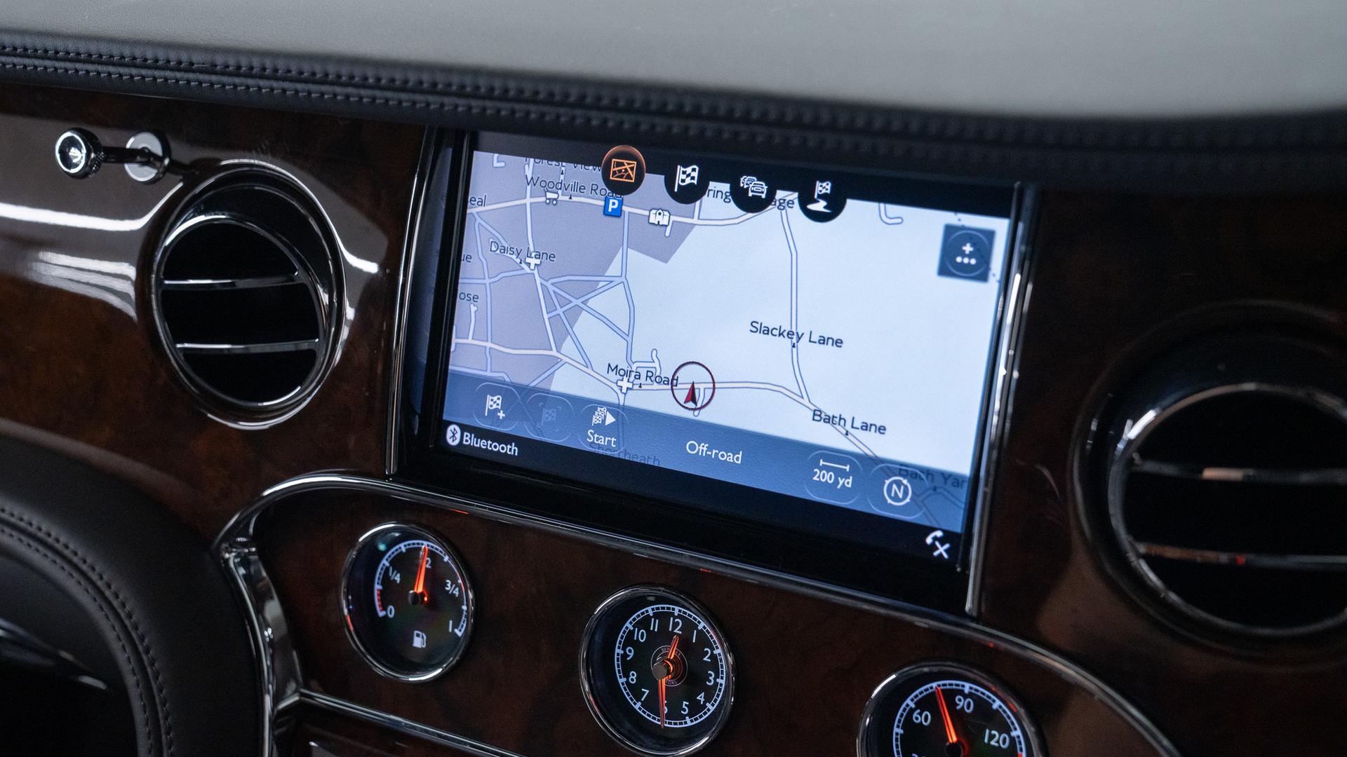 Bentley Mulsanne Photo 660e7e8c-29d8-46da-82cb-6f6e27195f01.jpg