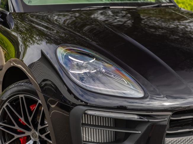 PORSCHE Macan Photo 37