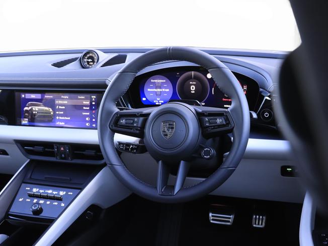 Porsche Macan Photo 31