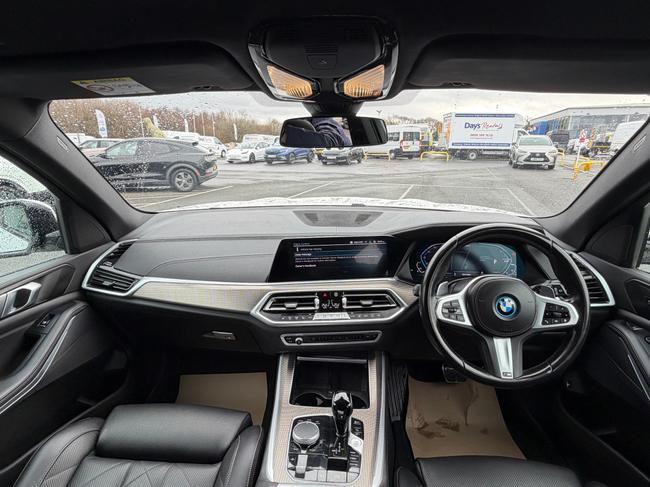 BMW X5 Photo 66180425-e1ff-47b0-bcba-2b5d0645f8ed.jpg