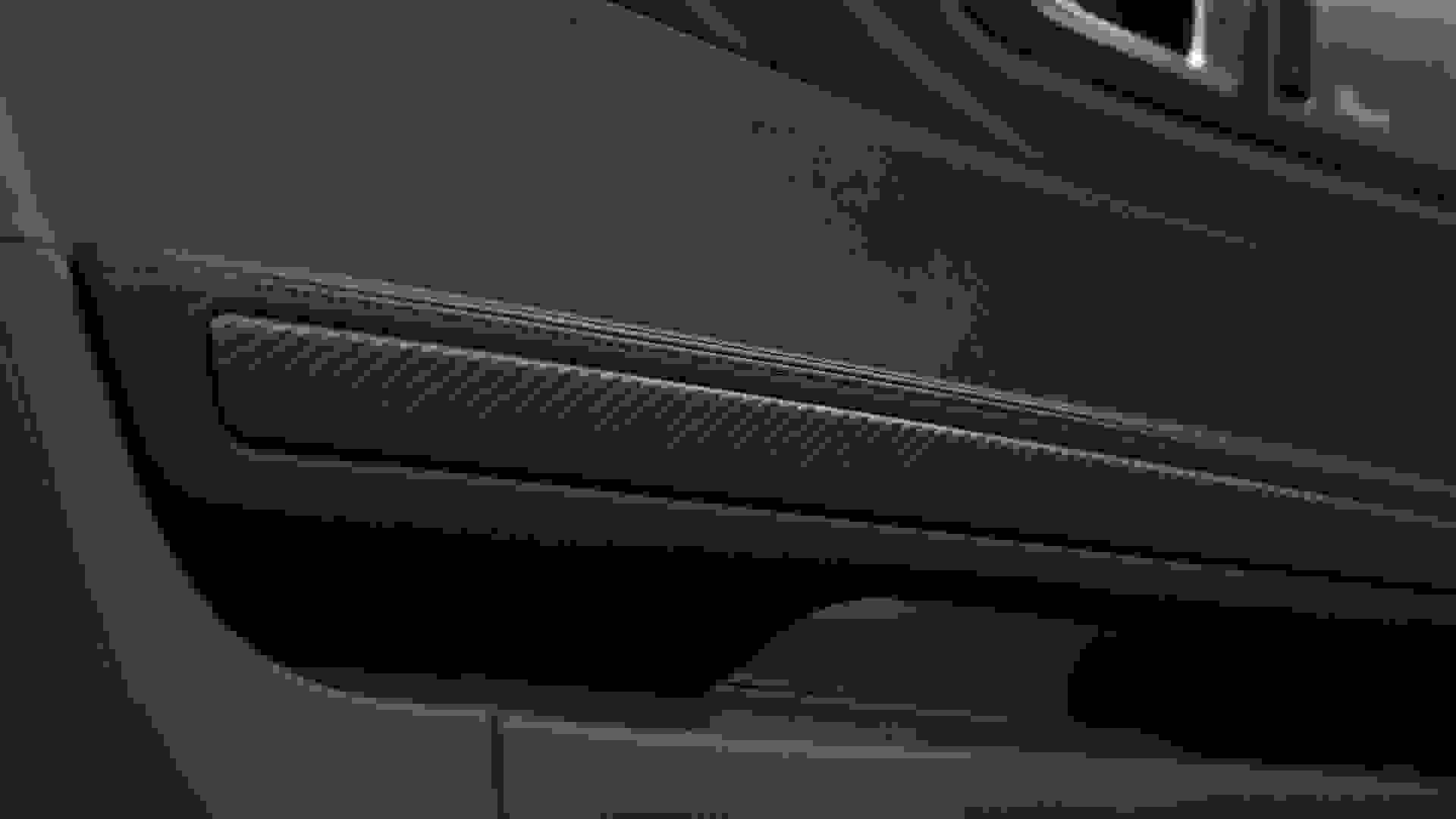 Mercedes-Benz AMG GT R Photo 661d2027-7348-4ff8-8990-d5c42d2c717b.jpg