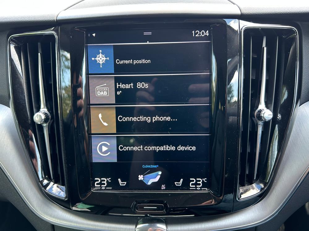 Used Volvo XC60 GY18DBO 38