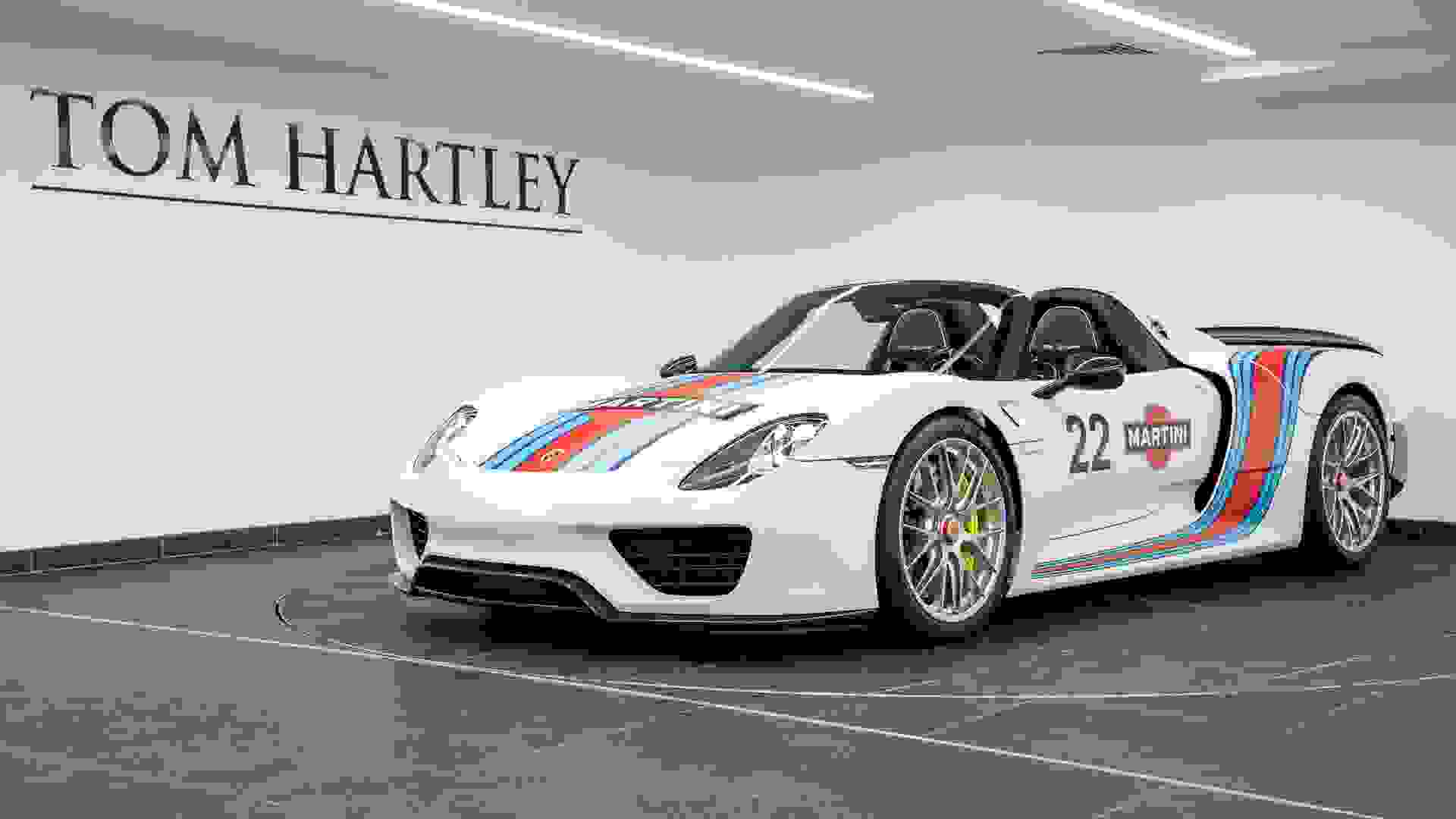 Porsche 918 Spyder Photo 663228b3-4168-4214-8260-914de20a94a1.jpg