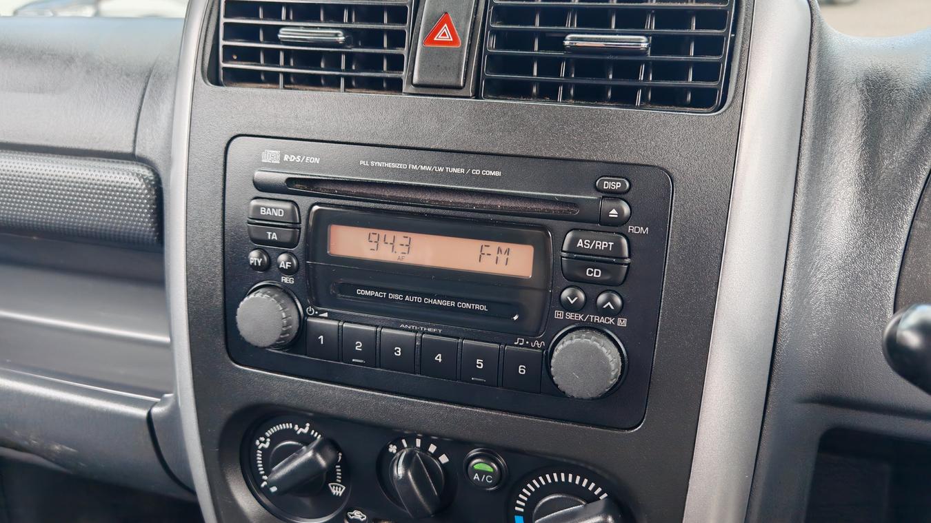 Used Suzuki Jimny KY12VFF 27