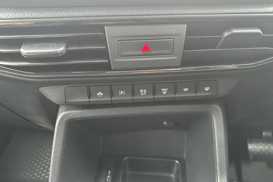 Used Ford TRANSIT CONNECT CONNECTTREND18 29