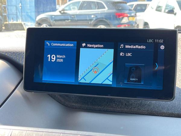 BMW i3 Photo 666f81e8-c5c3-42ea-9f52-7ec66fea4a72.jpg