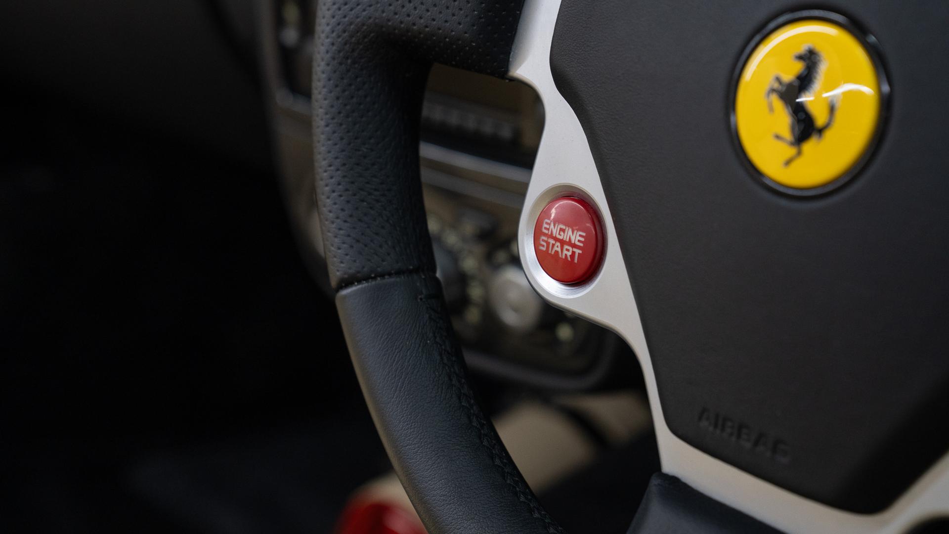 Ferrari F430 Photo 667582fd-ce12-4d50-8411-b59283a0cc03.jpg