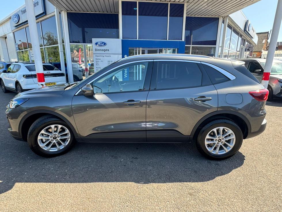 Ford Kuga Photo 66a419c1-42fc-4ee7-b687-5b263d27daca.jpeg